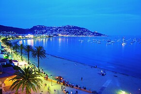 Charming Apartment With Patio