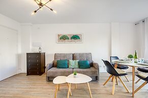 Charming Apartment Near Beach