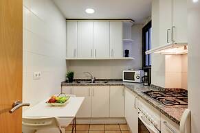 Apartment With Scenic View