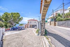 Beachfront Apartment in Platja Almadrava