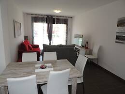 Apartment in Empuriabrava With Balcony