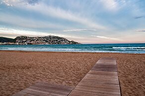 Apartment in Roses Near Beach