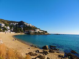 Apartment in Roses Near Beach