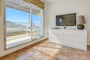Apartment in Roses Near Beach