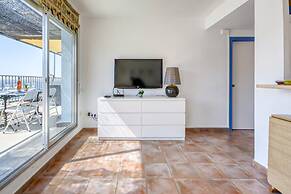 Apartment in Roses Near Beach