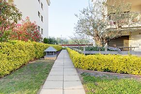 Bright Apartment in Roses