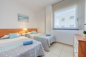 Bright Apartment in Roses