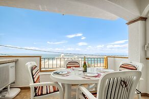 Pretty Apartment With Balcony