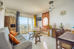 Pretty Apartment With Balcony