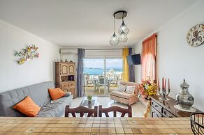 Pretty Apartment With Balcony