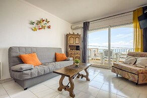 Pretty Apartment With Balcony