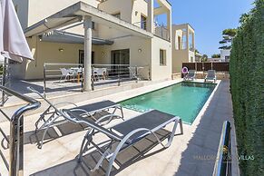 Romantic Villa With View