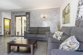 Romantic Villa With View