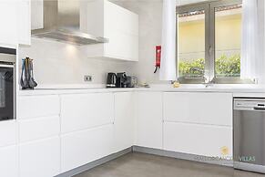 Romantic Villa With View