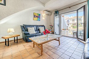 Nice Apartment in Empuriabrava