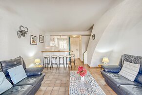 Nice Apartment in Empuriabrava