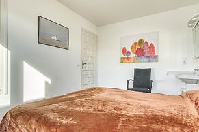 Nice Apartment in Empuriabrava