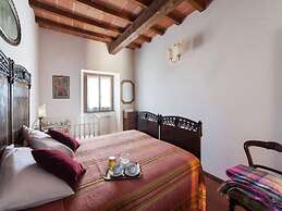 Apartment in Poppi With Shared Pool