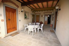 Apartment in Poppi With Shared Pool