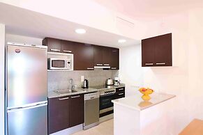 Pretty Apartment With Balcony