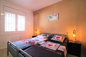 Apartment With Scenic View