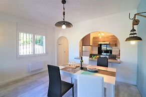 Apartment With Scenic View