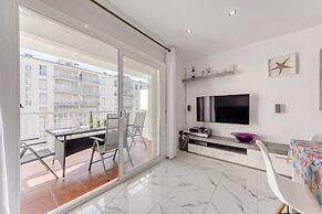 Apartment With Barbecque