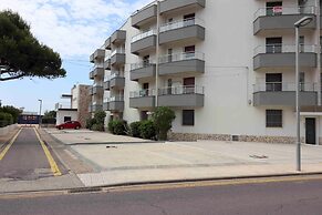 Apartment With Scenic View