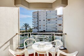 Apartment With Scenic View