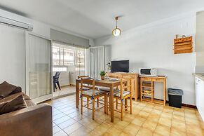 Apartment Near Sea Beach