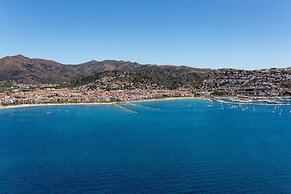 Apartment Near Sea Beach