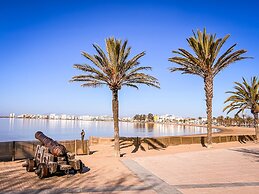 Apartment Near Sea Beach