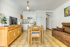 Apartment Near Sea Beach