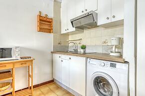 Apartment Near Sea Beach