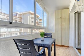 Apartment Near Sea Beach