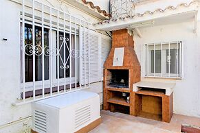 Tranquil Holiday Home With Pool