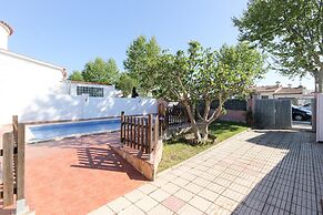 Tranquil Holiday Home With Pool