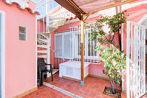 Tranquil Holiday Home With Pool