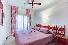 Charming Apartment in Empuriabrava