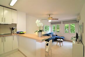 Apartment in Empuriabrava Near Beach