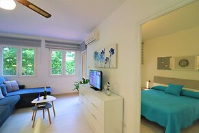 Apartment in Empuriabrava Near Beach