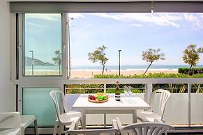 Pretty Apartment With Balcony