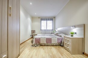 Apartment With View in Roses