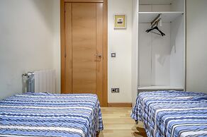 Apartment With View in Roses