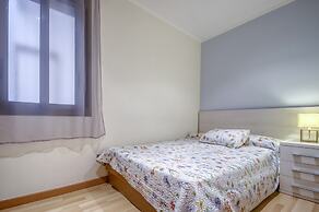 Apartment With View in Roses