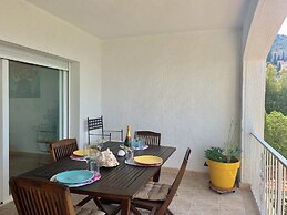 Beautiful Apartment With View