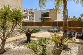 Premium Villa With Balcony