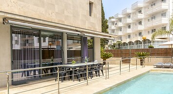 Premium Villa With Balcony