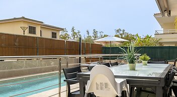 Premium Villa With Balcony