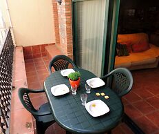 Spacious Apartment With Terrace